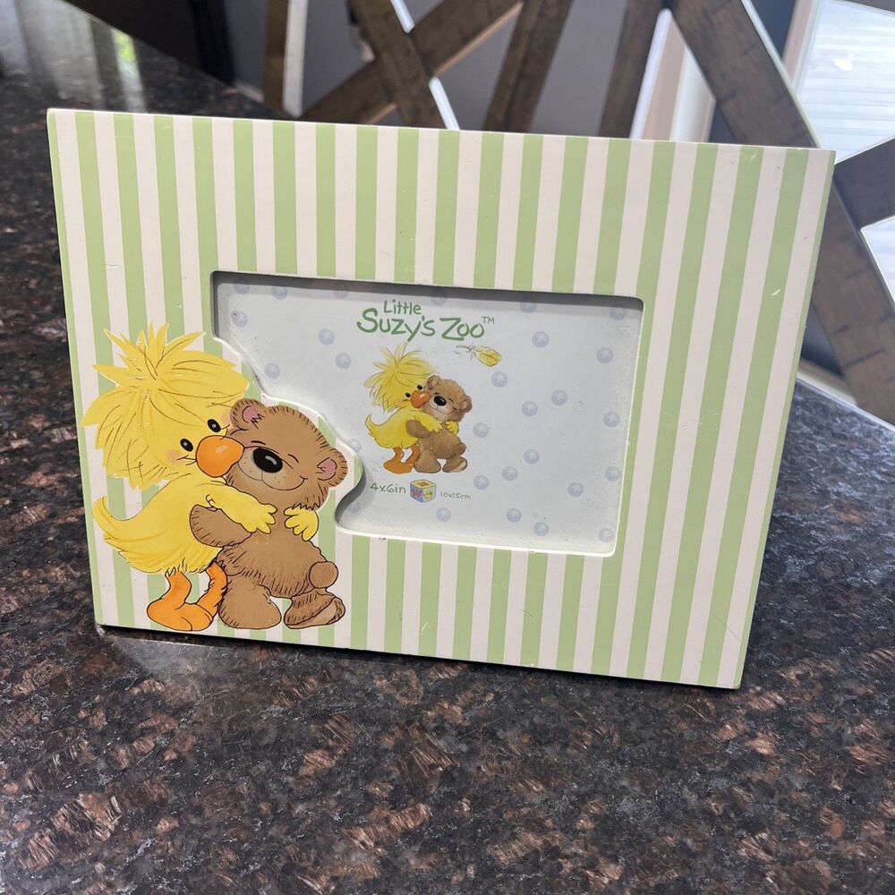 Suzy's Zoo Baby Picture Frame 4x6 Green and white stripes